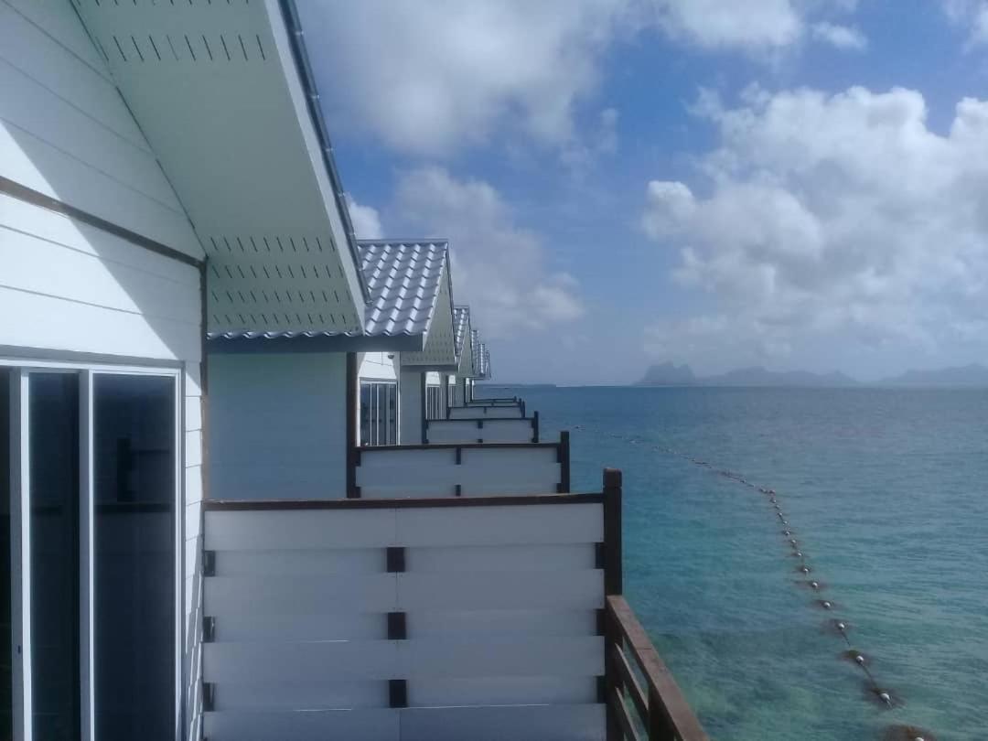 Отель Shun Shun Water Bungalows Семпорна Экстерьер фото